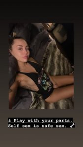 Miley Cyrus TheFappeningBlog.com 0.jpg