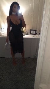 Kim Kardashian Sexy Scr 5.jpg