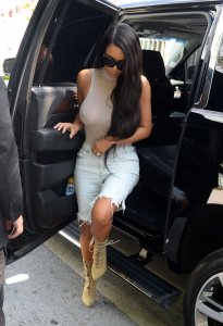 Kim Kardashian See Through 28.jpg