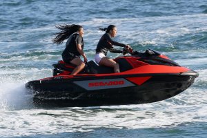 Michelle_Rodriguez_Jet_Skiing_in_Malibu_September_3-2016_006.jpg