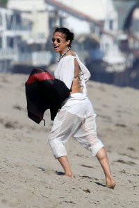 Michelle_Rodriguez_Jet_Skiing_in_Malibu_September_3-2016_018.jpg