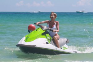 Vicky Xipolitakis Sexy thefappening.so - 15.jpg