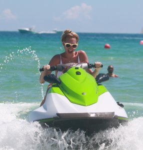 Vicky Xipolitakis Sexy thefappening.so - 16.jpg