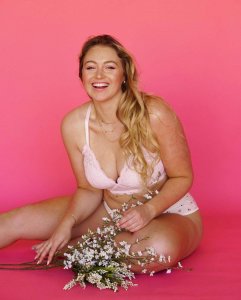 Iskra Lawrence TheFappeningBlog.com 1.jpg