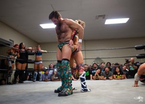 Bar_Wrestling_482.jpg