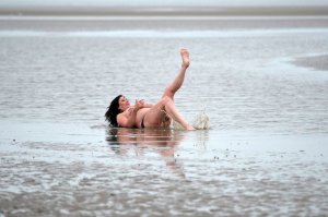 Lisa Appleton Topless 3.jpg