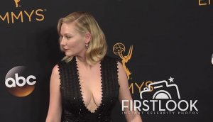 Kirsten Dunst Cleavage 121.jpg