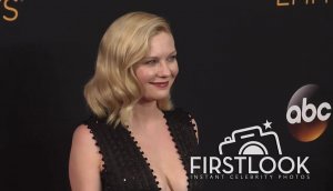 Kirsten Dunst Cleavage 153.jpg