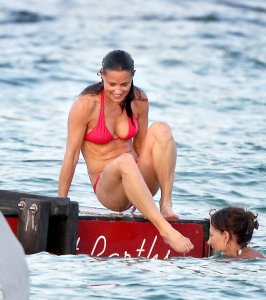 Pippa Middleton Bikini 44.jpg