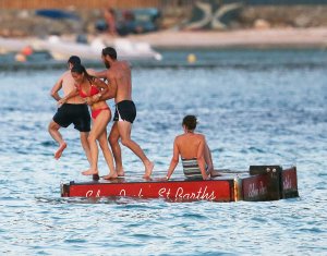 Pippa Middleton Bikini 42.jpg