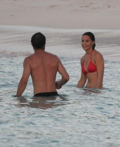 Pippa Middleton Bikini 30.jpg
