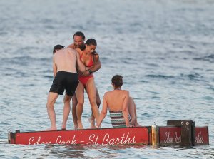 Pippa Middleton Bikini 40.jpg