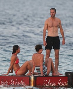 Pippa Middleton Bikini 20.jpg