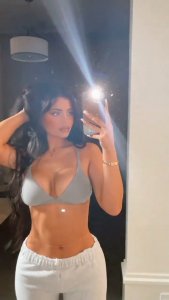 Kylie Jenner TheFappeningBlog.com 0.jpg