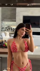 Kylie Jenner TheFappeningBlog.com 0.jpg