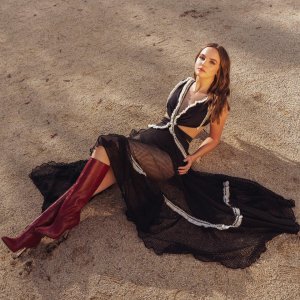 Bailee Madison TheFappeningBlog.com 1.jpg