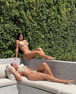 Kim Kardashian TheFappeningBlog.com 0.jpg