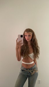 Loren Gray TheFappeningBlog.com 2.jpg