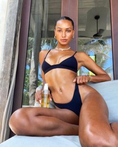 Jasmine Tookes.jpg