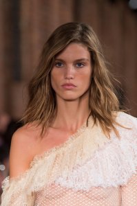 Luna Bijl See Through 4.jpg