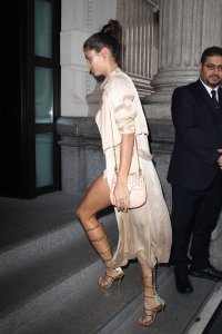 Sara Sampaio Sexy 21.jpg