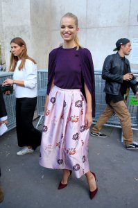 Daphne Groeneveld Braless 10.jpg