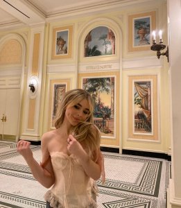 Sabrina Carpenter TheFappeningBlog.com 0.jpg