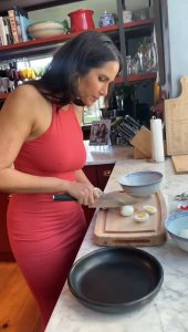 Padma Lakshmi TheFappeningBlog.com 2.jpg