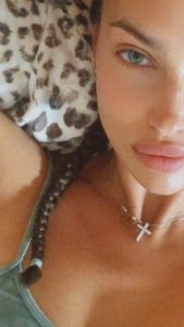 Irina Shayk TheFappeningBlog.com 1.jpg