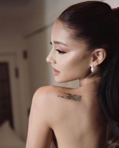 Ariana Grande TheFappeningBlog.com 1.jpg