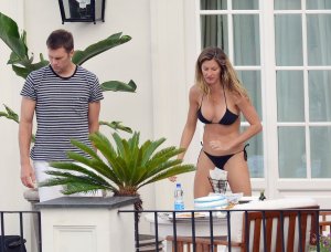 Gisele Bundchen Sexy 12.jpg