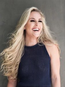 Lindsey Vonn Nude & Sexy 10.jpg