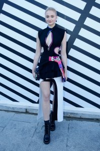 Sophie Turner Sexy 3.jpg