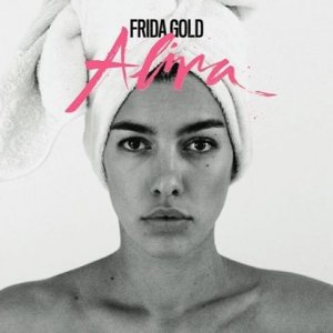 Alina Süggeler Sexy 3.jpg