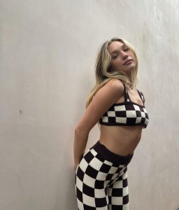 Maddie Ziegler TheFappeningBlog.com 1.jpg