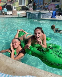 Violett Beane TheFappeningBlog.com 1.jpg