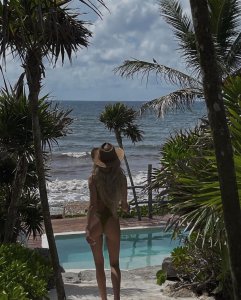 Delilah Belle TheFappeningBlog.com 1.jpg