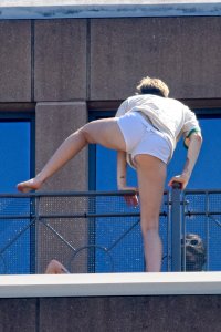 Miley Cyrus Topless  13.jpg