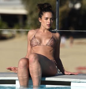 Olympia Valance Sexy 20.jpg