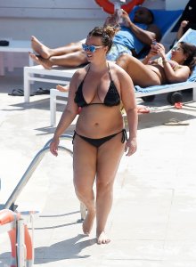 Chanelle Hayes Sexy 14.jpg