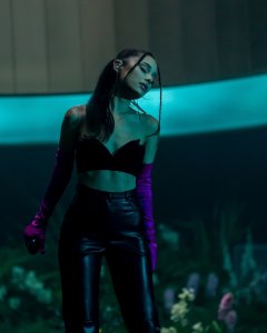 Ariana Grande TheFappeningBlog.com 0.jpg