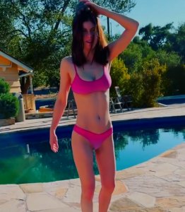 Alexandra Daddario TheFappeningBlog.com 1.jpg