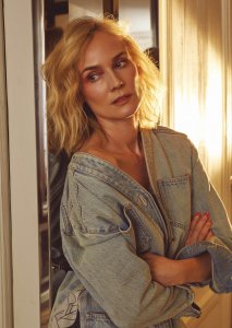 diane_kruger_-_glass_mag_july_2021__7_.jpg