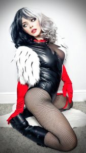 Cruella_7_Medium_2338948.jpg