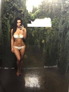 Kim Kardashian Selfies 15 thefappening.so.jpg