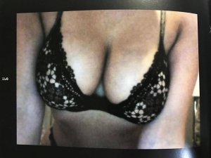 Kim Kardashian Selfies 79 thefappening.so.jpg