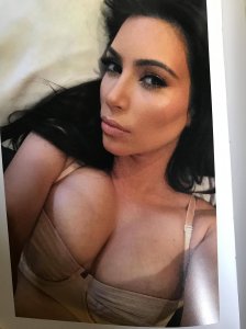 Kim Kardashian Selfies 46 thefappening.so.jpg