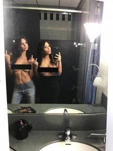 Kim Kardashian Selfies 106 thefappening.so.jpg