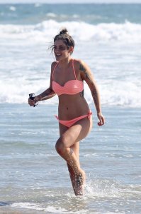 Katie Waissel Sexy - 1.jpg