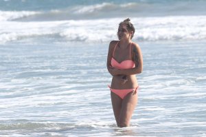 Katie Waissel Sexy - 14.jpg